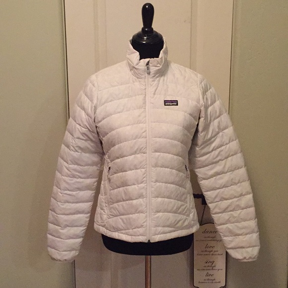 Patagonia Jackets & Blazers - White Patagonia Nano Puff Jacket